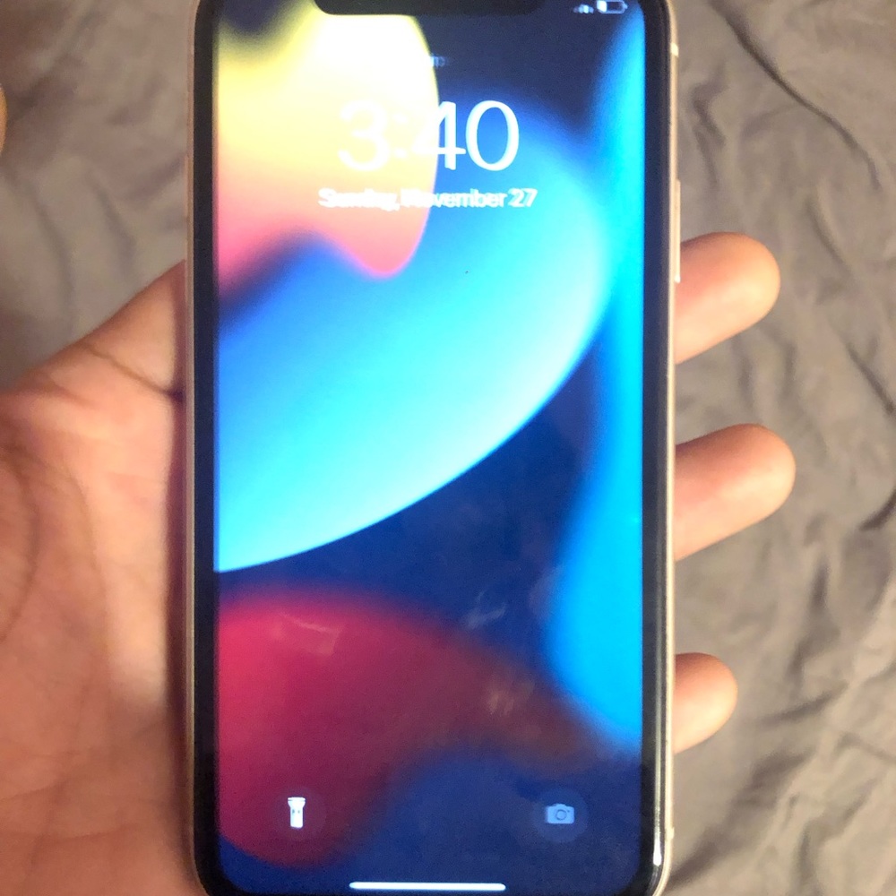 IPhone 11 UNLOCKED !!